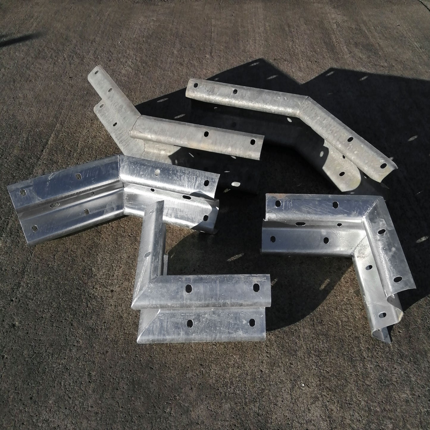 Clearance Crash Barrier Corners - 90° & 135° Inside & Outside Sections