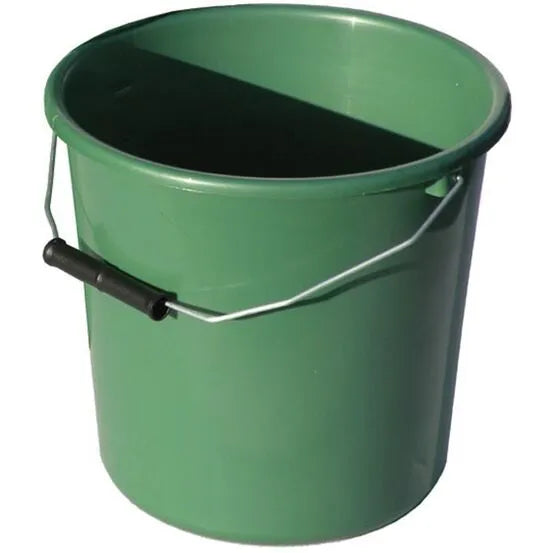 Tony Mitchell Durable Calf Feeding Bucket - 2 Gallon (Green)