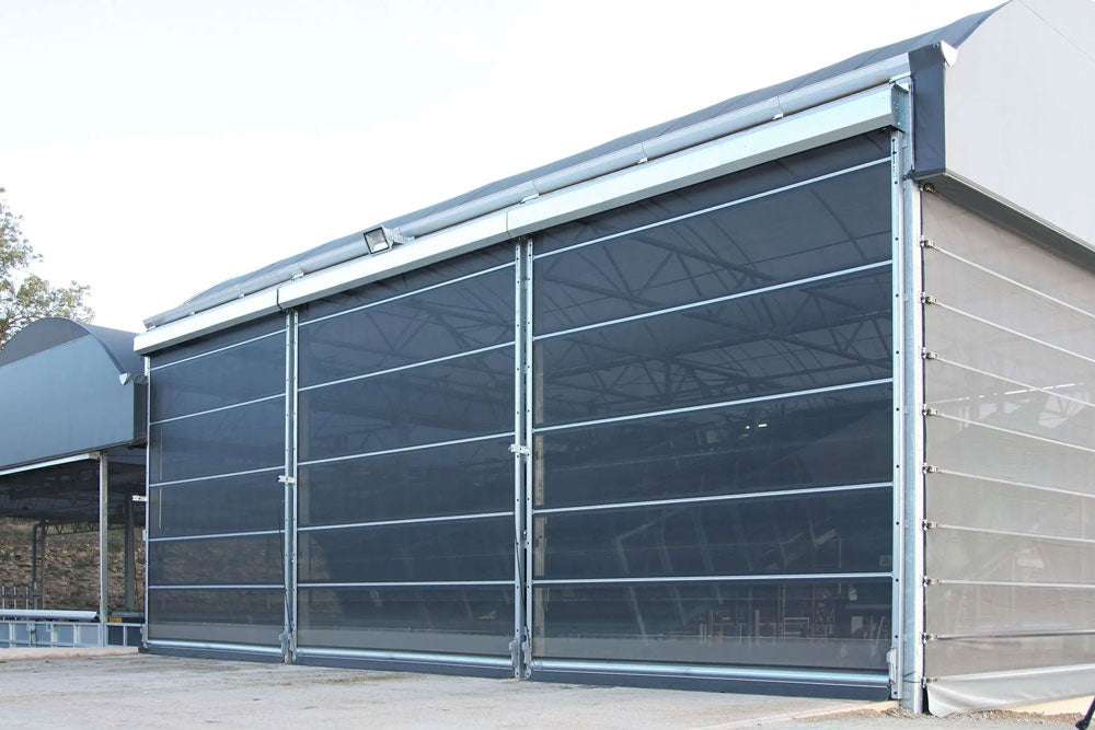 A Galebreaker Agridoor installation