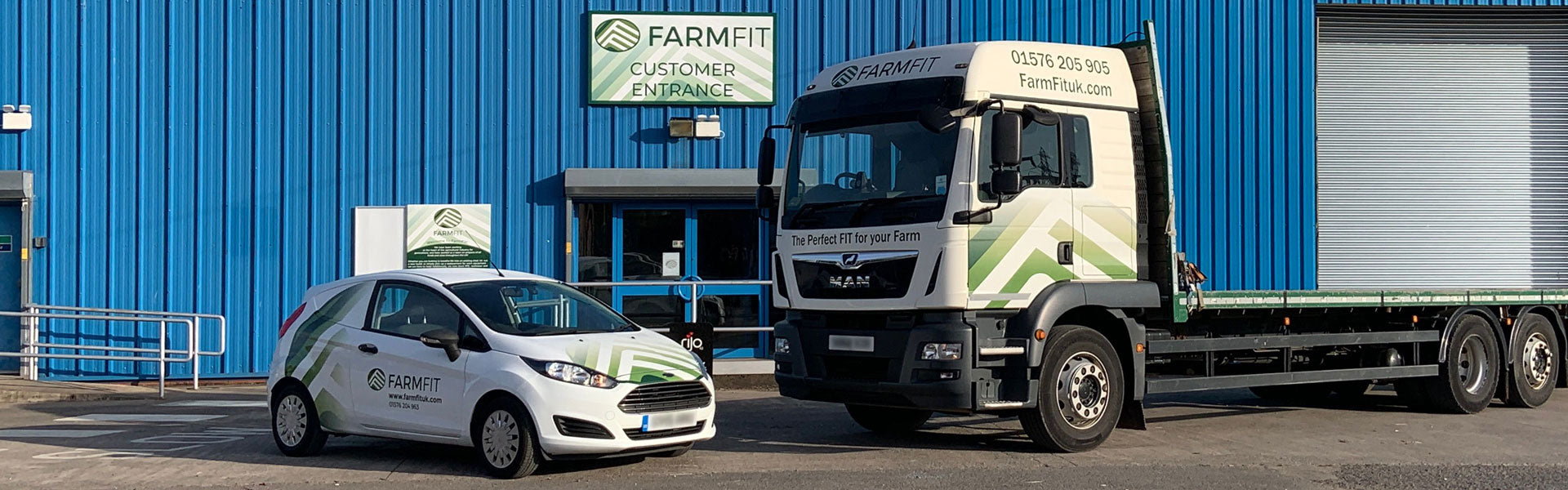 Desktop header of our vehicles, little & large