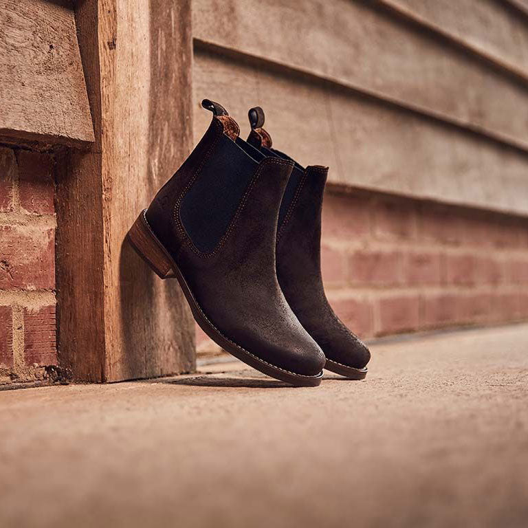 Arlington Chelsea Boots